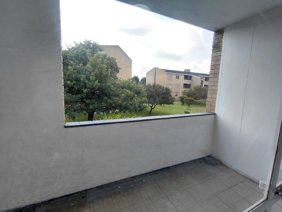 2 Bedroom Property for Sale in Morehill Gauteng