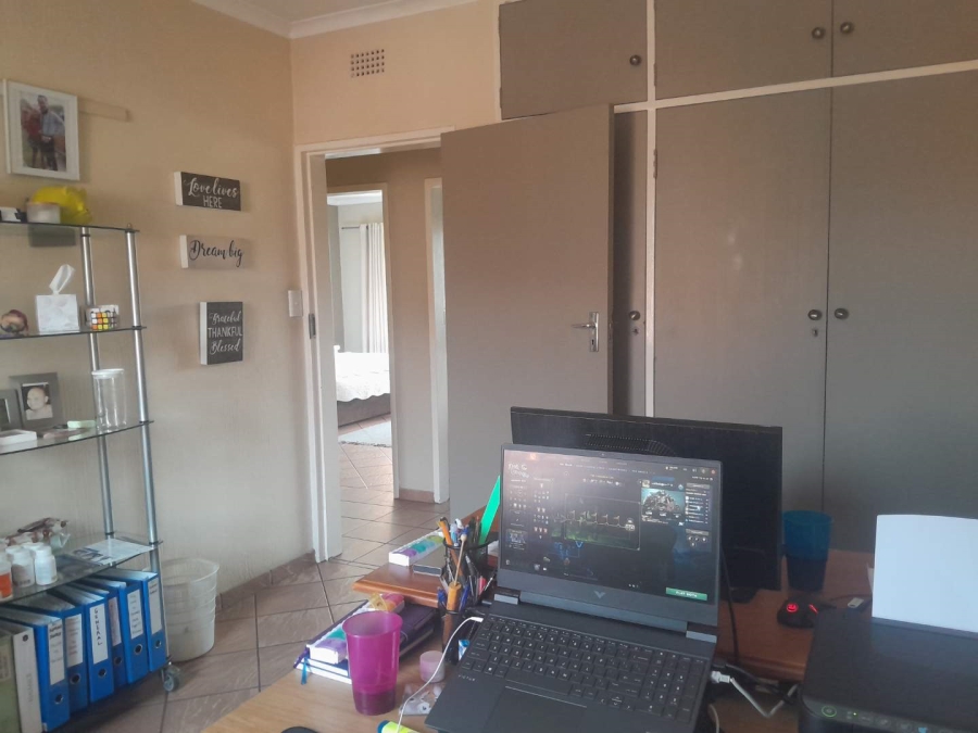 3 Bedroom Property for Sale in Albemarle Gauteng