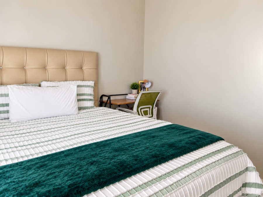 2 Bedroom Property for Sale in Albertsdal Gauteng