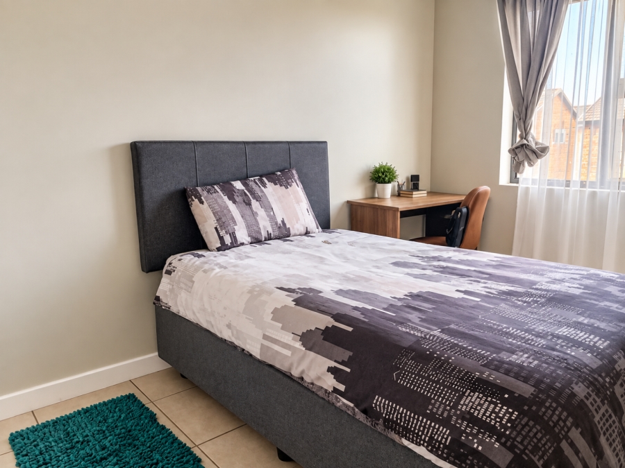 2 Bedroom Property for Sale in Albertsdal Gauteng