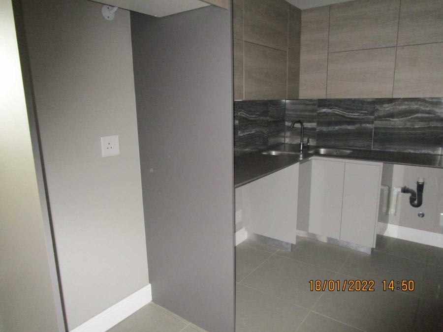 To Let 3 Bedroom Property for Rent in Rosebank Gauteng