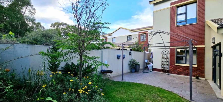 4 Bedroom Property for Sale in Equestria Gauteng