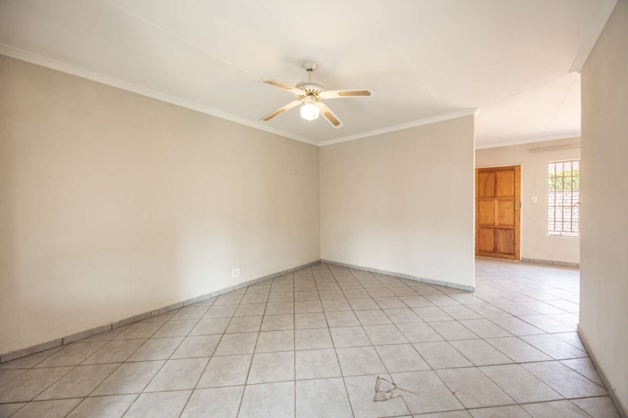 2 Bedroom Property for Sale in Equestria Gauteng