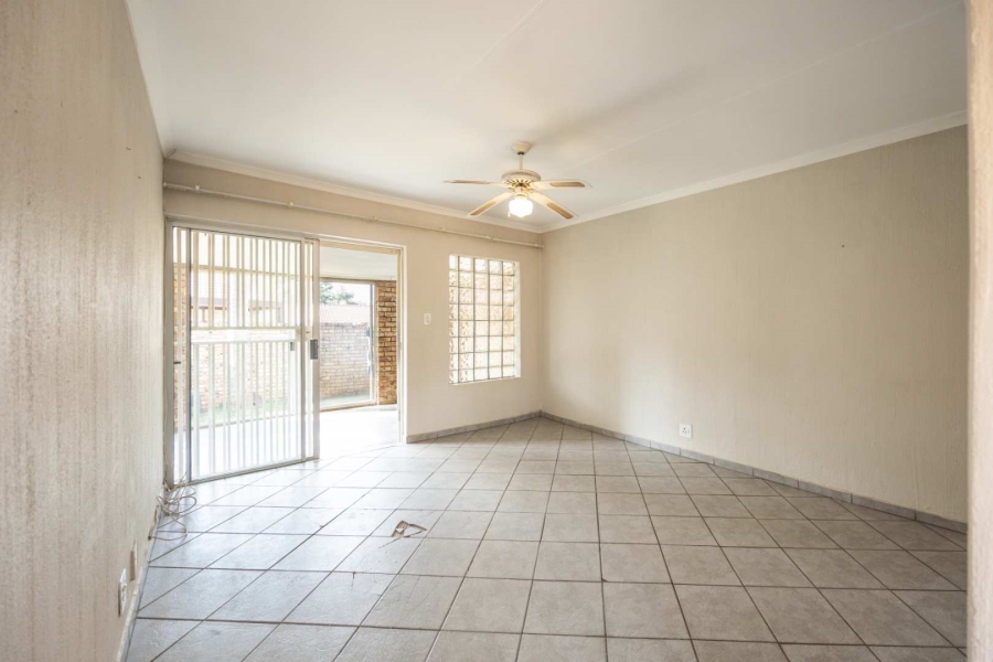 2 Bedroom Property for Sale in Equestria Gauteng