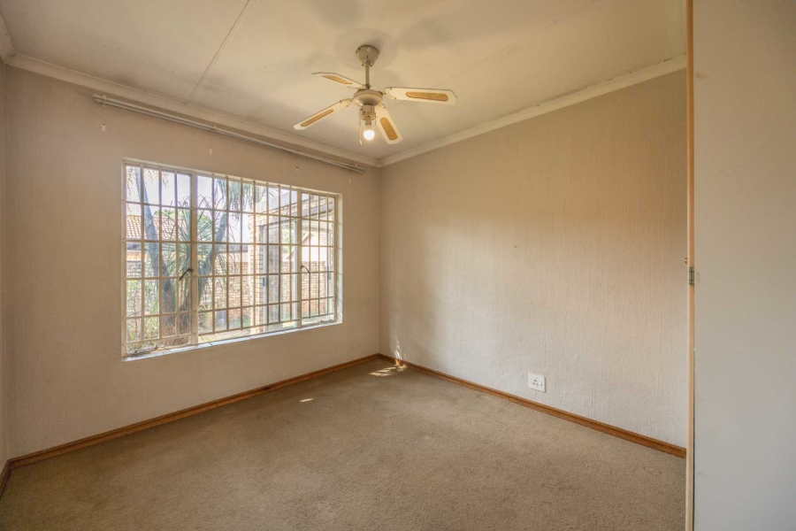 2 Bedroom Property for Sale in Equestria Gauteng
