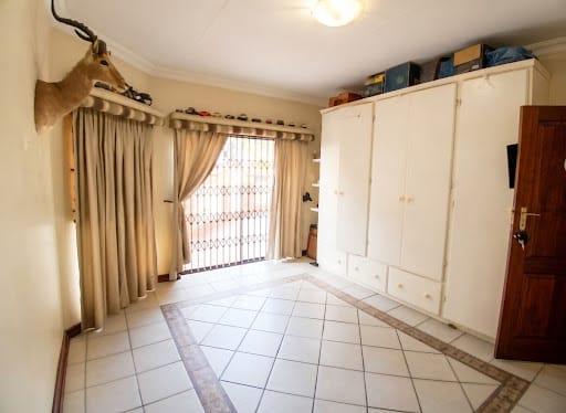 6 Bedroom Property for Sale in Amandasig Gauteng