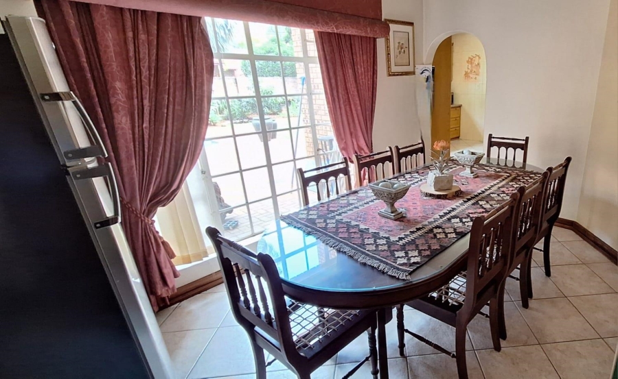 6 Bedroom Property for Sale in Amandasig Gauteng