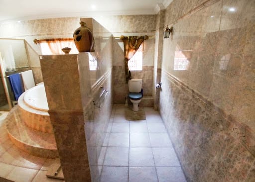 6 Bedroom Property for Sale in Amandasig Gauteng