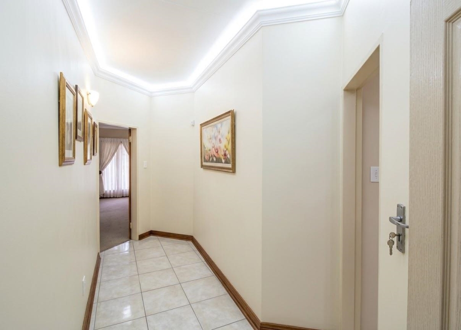 6 Bedroom Property for Sale in Amandasig Gauteng