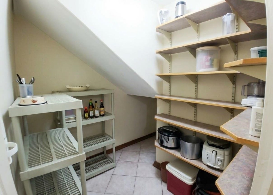 6 Bedroom Property for Sale in Amandasig Gauteng