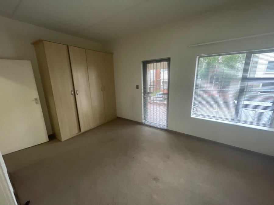 To Let 2 Bedroom Property for Rent in Parkwood Gauteng
