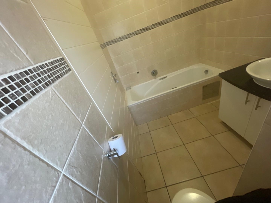 To Let 2 Bedroom Property for Rent in Parkwood Gauteng