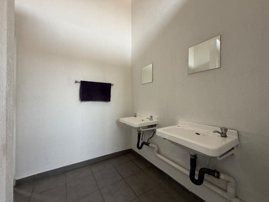 0 Bedroom Property for Sale in Germiston Central Gauteng