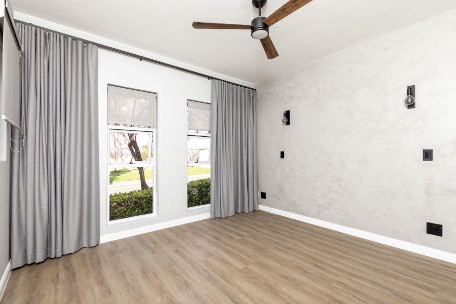 2 Bedroom Property for Sale in Dainfern Gauteng