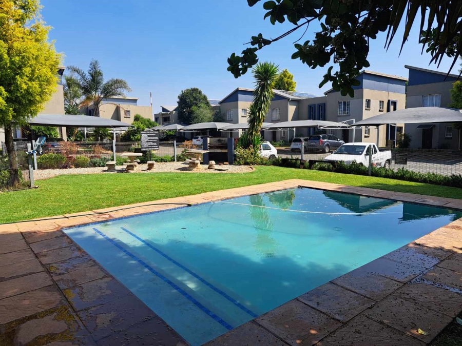 2 Bedroom Property for Sale in Benoni AH Gauteng