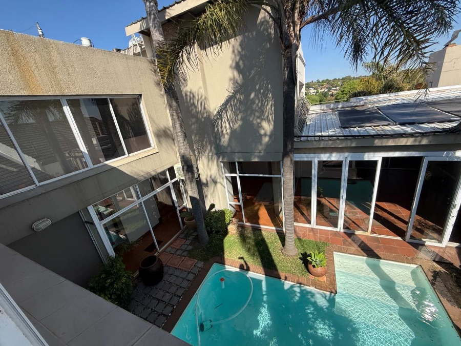 5 Bedroom Property for Sale in Westdene Gauteng