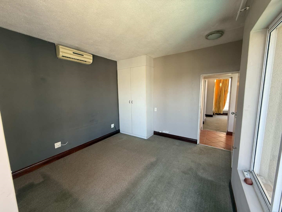 5 Bedroom Property for Sale in Westdene Gauteng