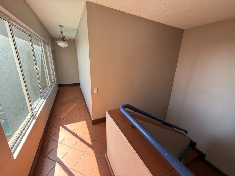 5 Bedroom Property for Sale in Westdene Gauteng