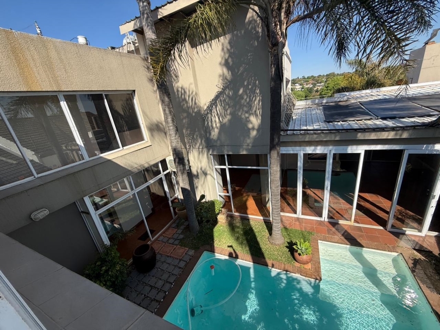 5 Bedroom Property for Sale in Westdene Gauteng