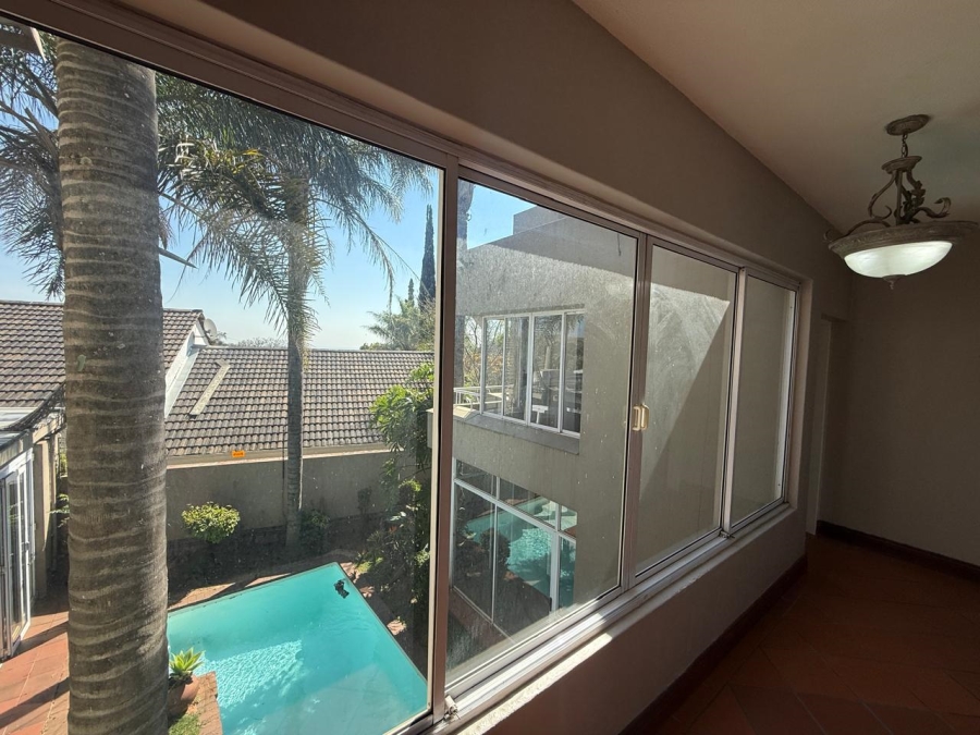 5 Bedroom Property for Sale in Westdene Gauteng