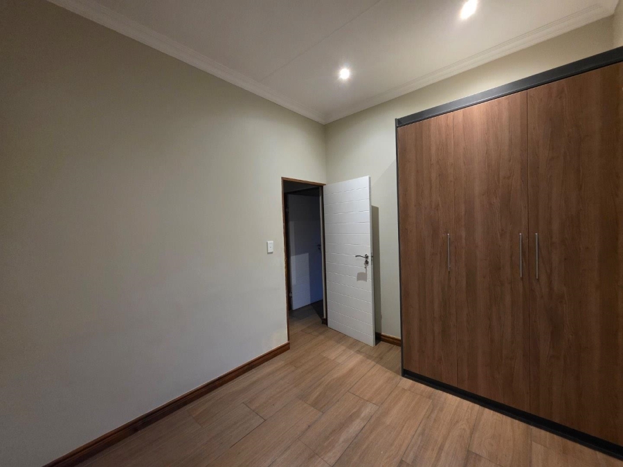 To Let 3 Bedroom Property for Rent in Erasmus Park Gauteng