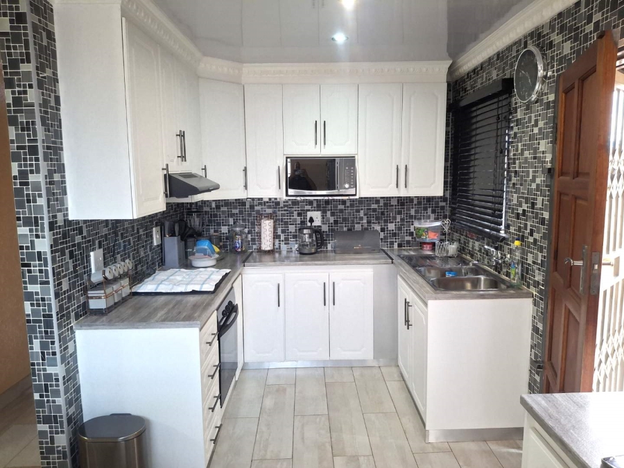 3 Bedroom Property for Sale in Ennerdale Ext 9 Gauteng