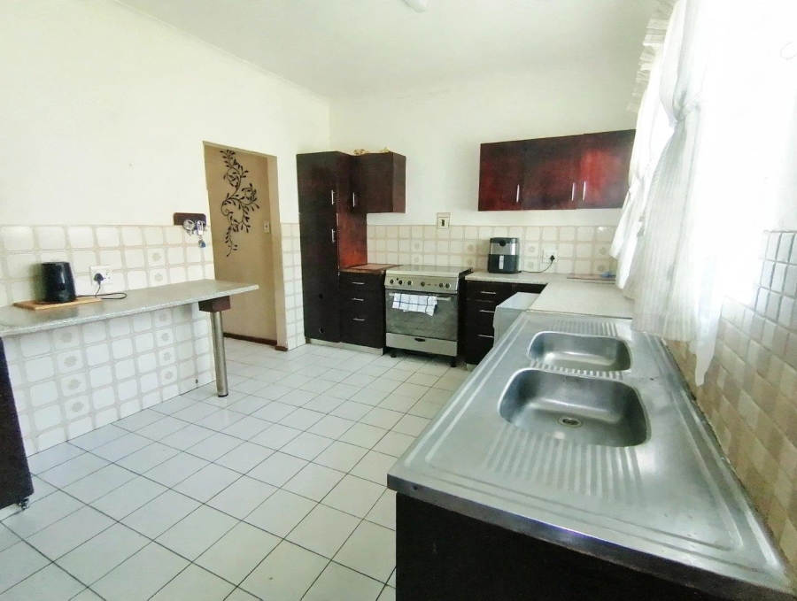 4 Bedroom Property for Sale in The Hill Gauteng