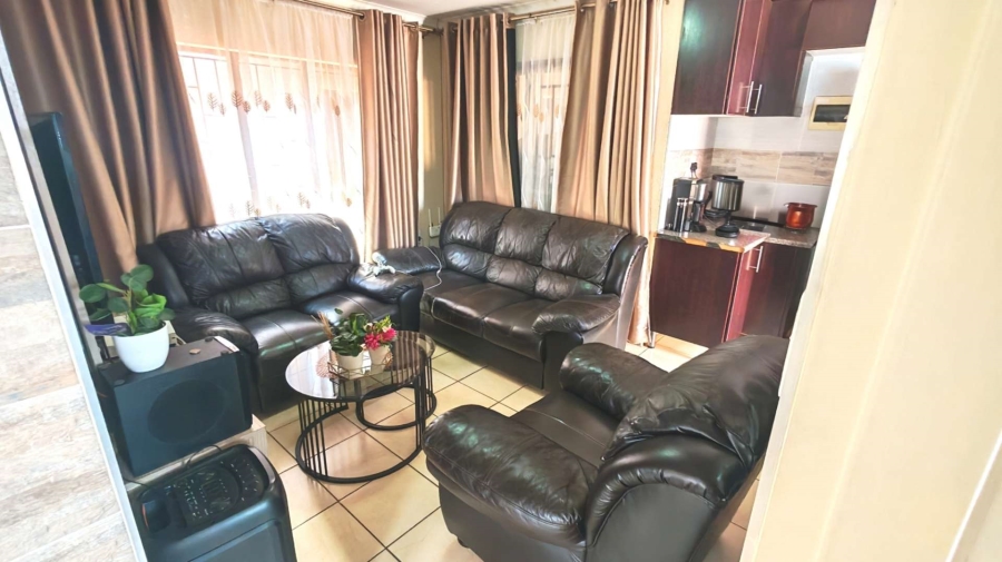 3 Bedroom Property for Sale in Soshanguve VV Gauteng