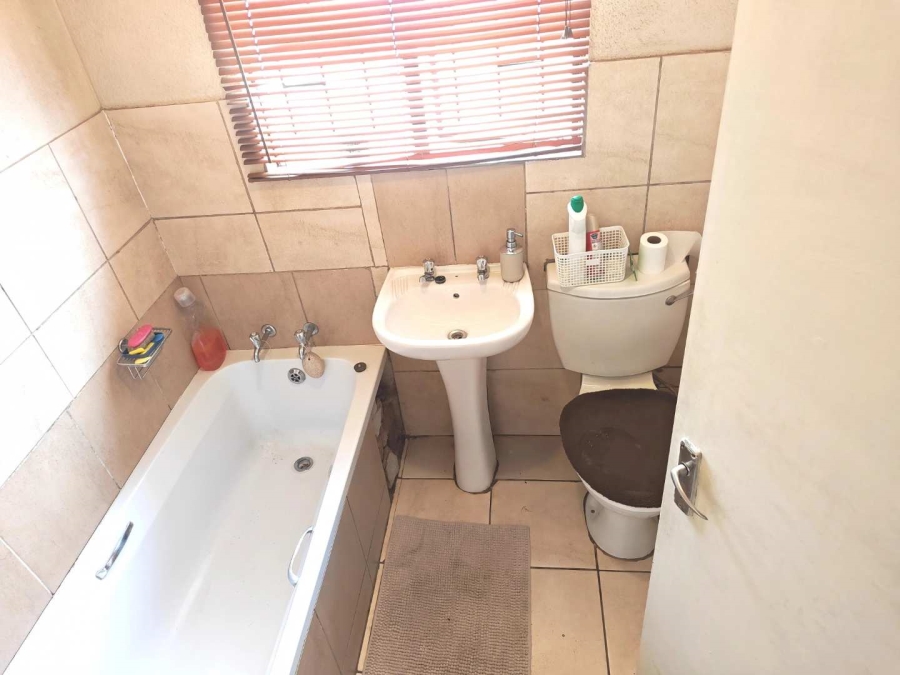 3 Bedroom Property for Sale in Soshanguve VV Gauteng