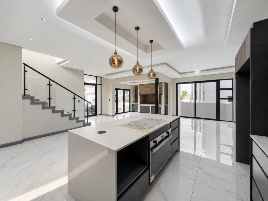 5 Bedroom Property for Sale in Fountainbrook Estate Gauteng