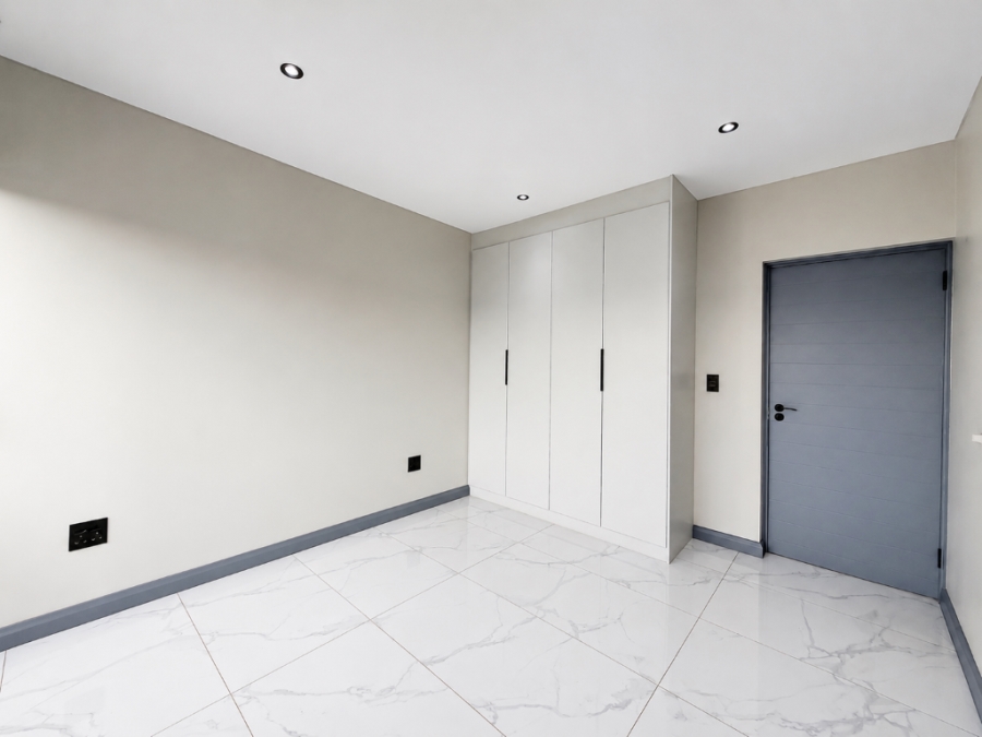 5 Bedroom Property for Sale in Fountainbrook Estate Gauteng