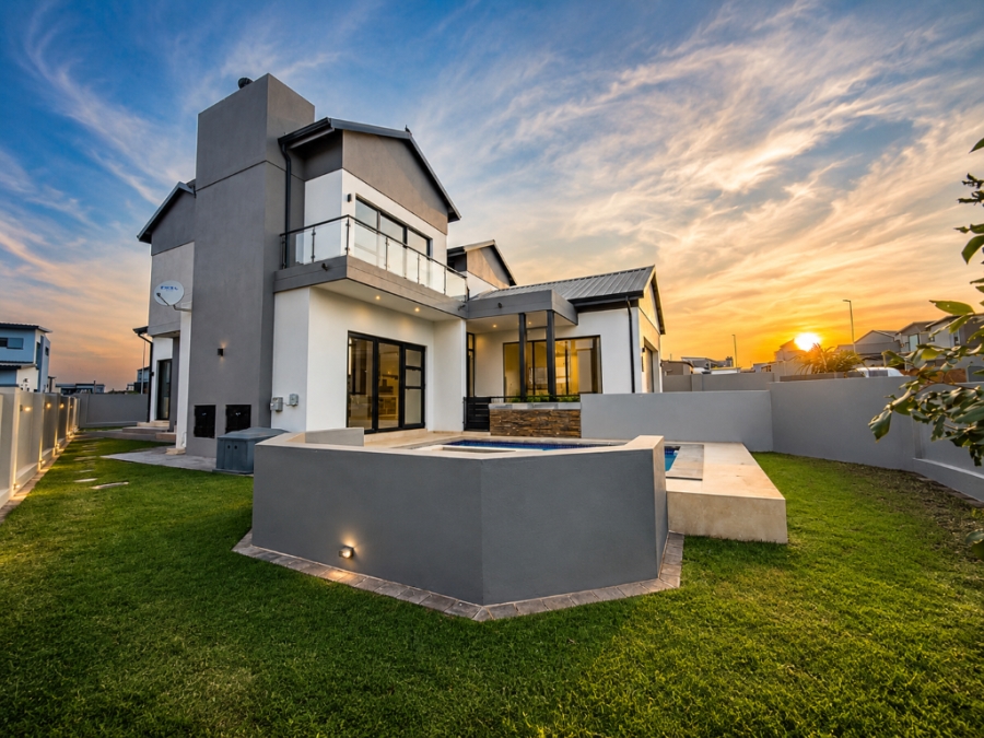 5 Bedroom Property for Sale in Fountainbrook Estate Gauteng
