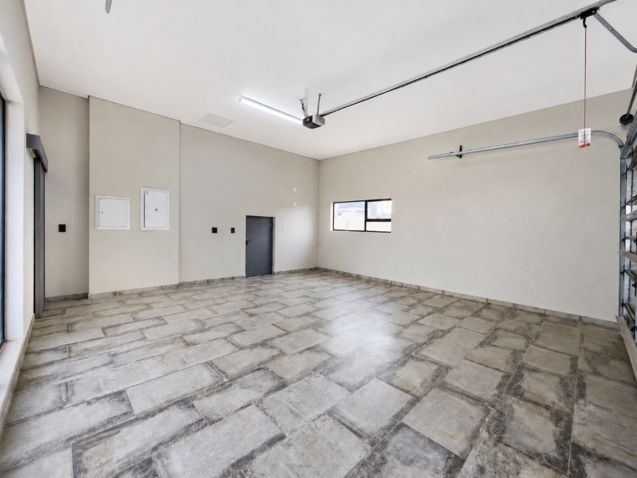 5 Bedroom Property for Sale in Fountainbrook Estate Gauteng