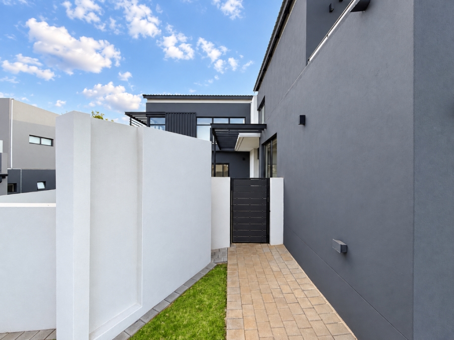 3 Bedroom Property for Sale in Fountainbrook Estate Gauteng