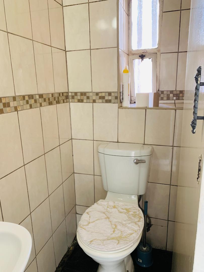 2 Bedroom Property for Sale in Sunnyside Gauteng