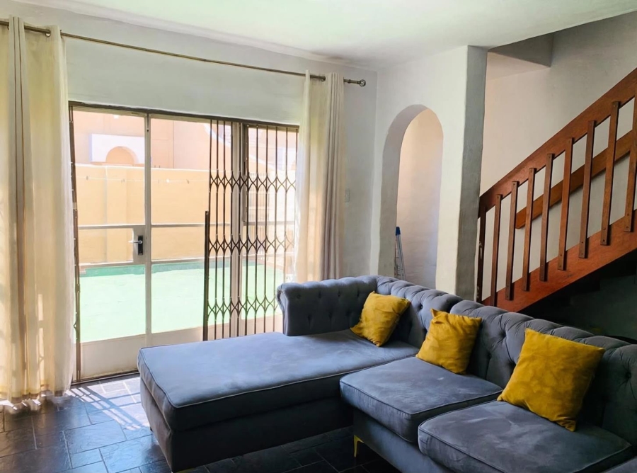 2 Bedroom Property for Sale in Sunnyside Gauteng