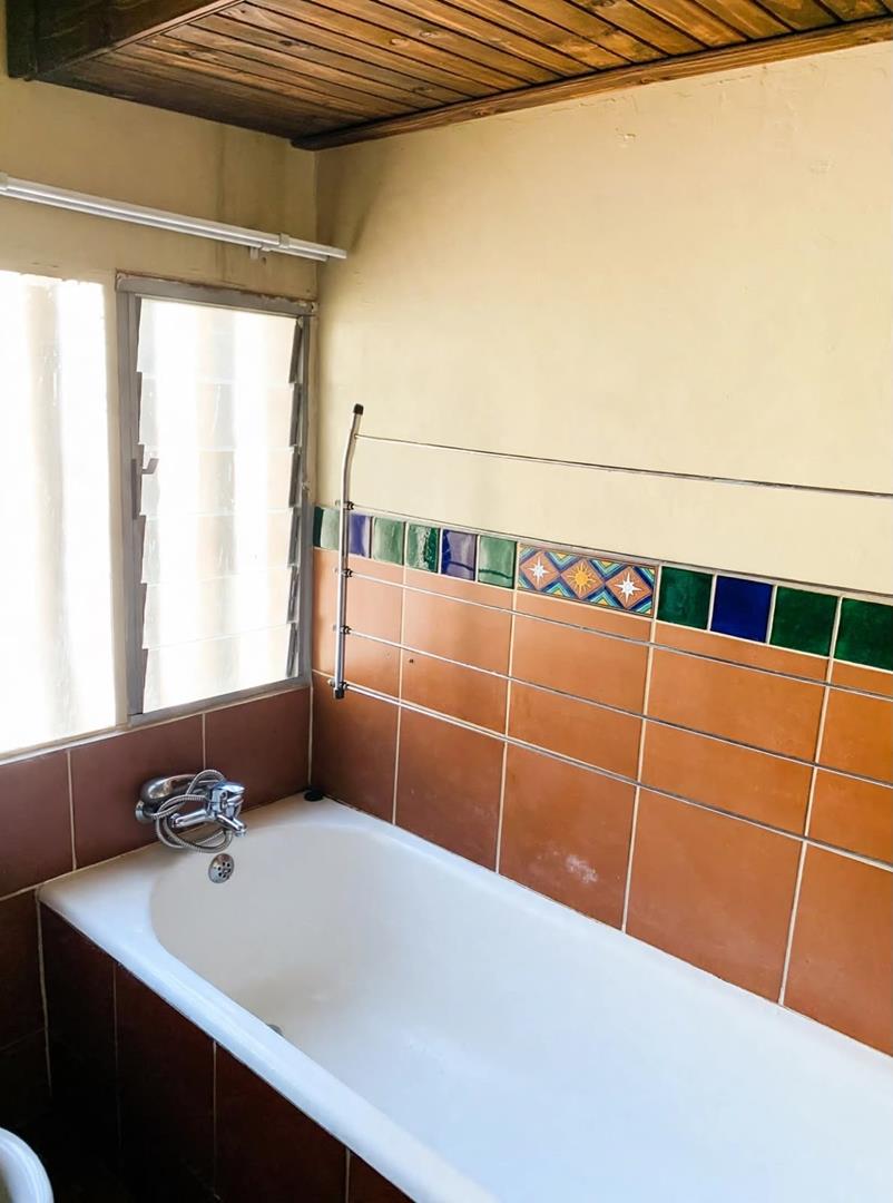 2 Bedroom Property for Sale in Sunnyside Gauteng