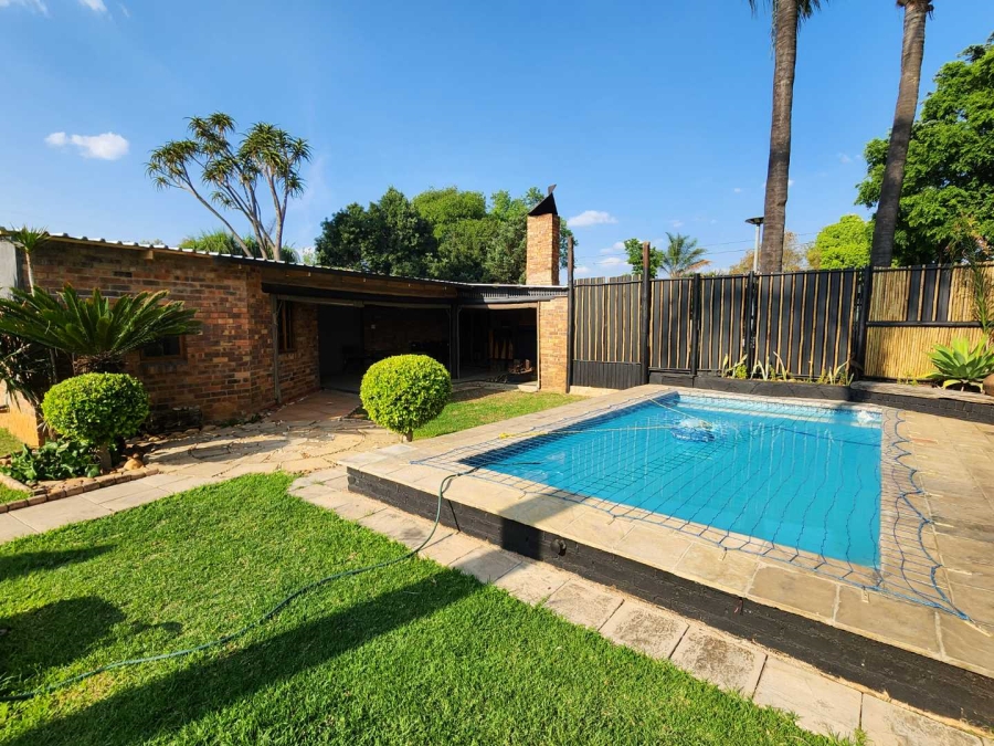 To Let 3 Bedroom Property for Rent in Villieria Gauteng