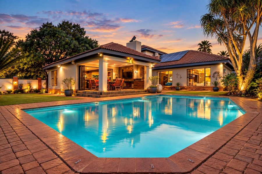 5 Bedroom Property for Sale in Garsfontein Gauteng