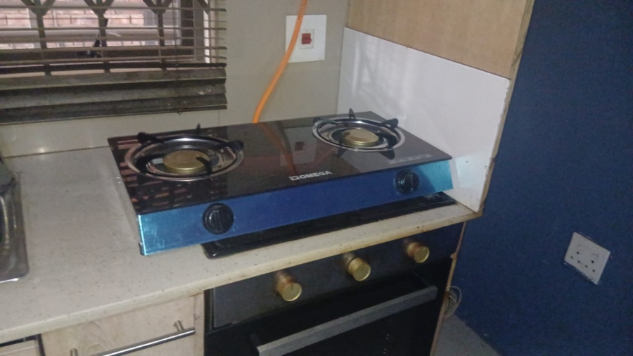 To Let 5 Bedroom Property for Rent in Kaalfontein Gauteng