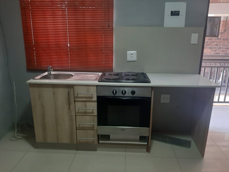 To Let 5 Bedroom Property for Rent in Kaalfontein Gauteng