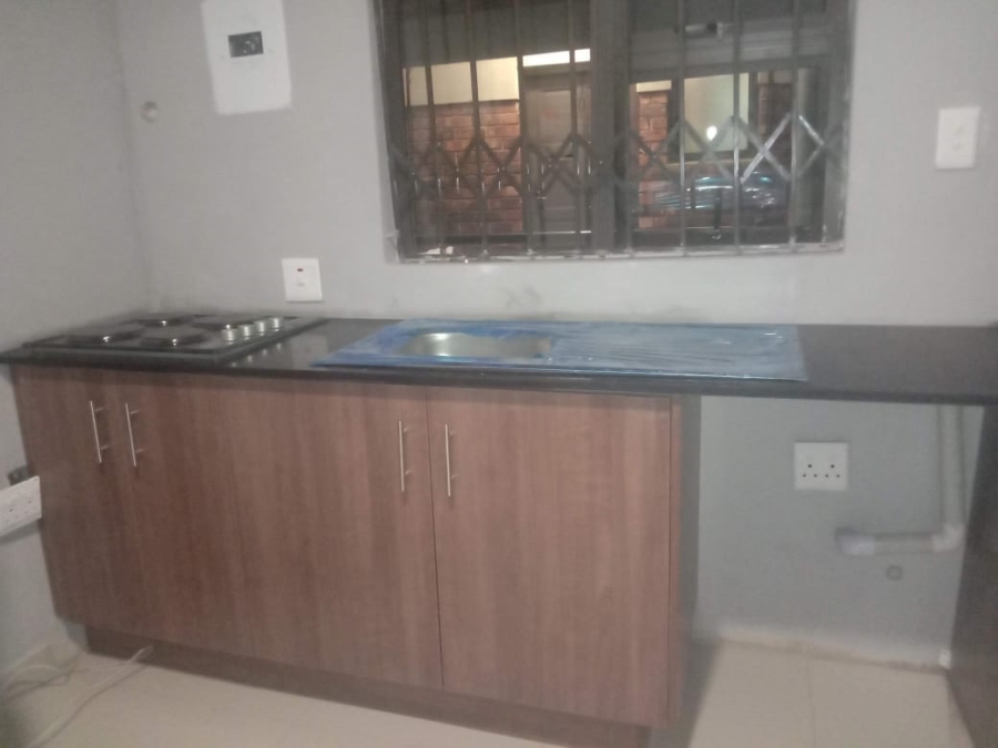 To Let 5 Bedroom Property for Rent in Kaalfontein Gauteng