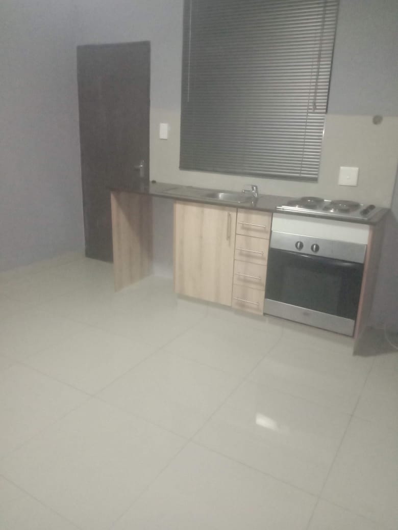 To Let 5 Bedroom Property for Rent in Kaalfontein Gauteng