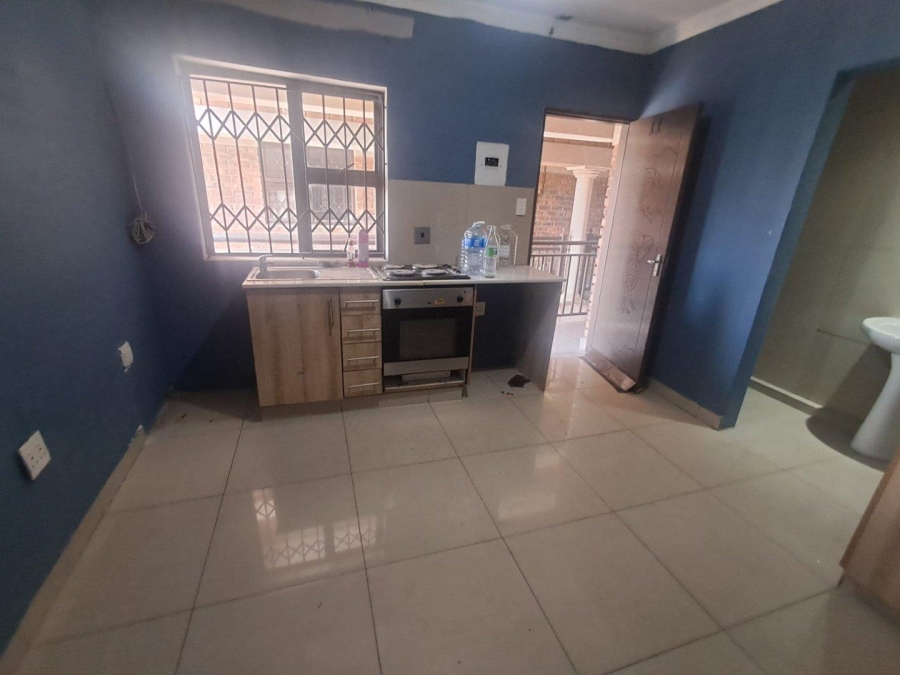 To Let 5 Bedroom Property for Rent in Kaalfontein Gauteng