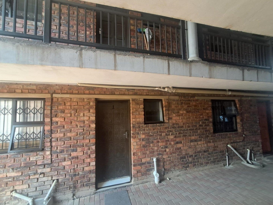 To Let 5 Bedroom Property for Rent in Kaalfontein Gauteng