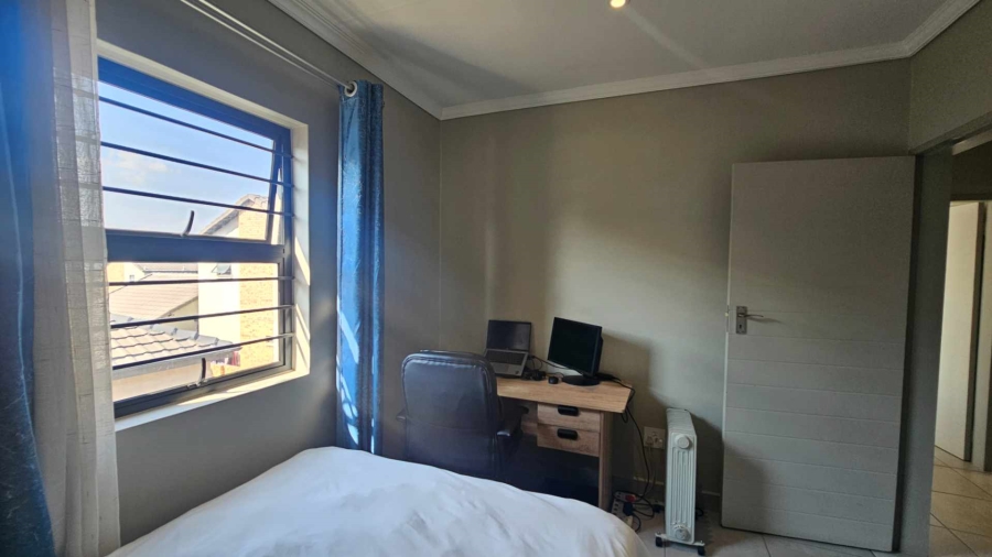 3 Bedroom Property for Sale in Lion Pride Gauteng