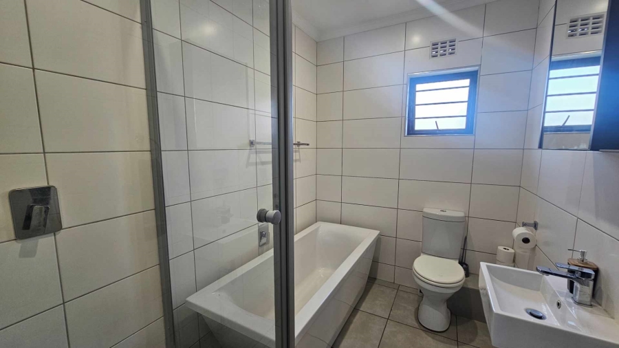 3 Bedroom Property for Sale in Lion Pride Gauteng