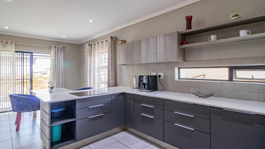 3 Bedroom Property for Sale in Lion Pride Gauteng