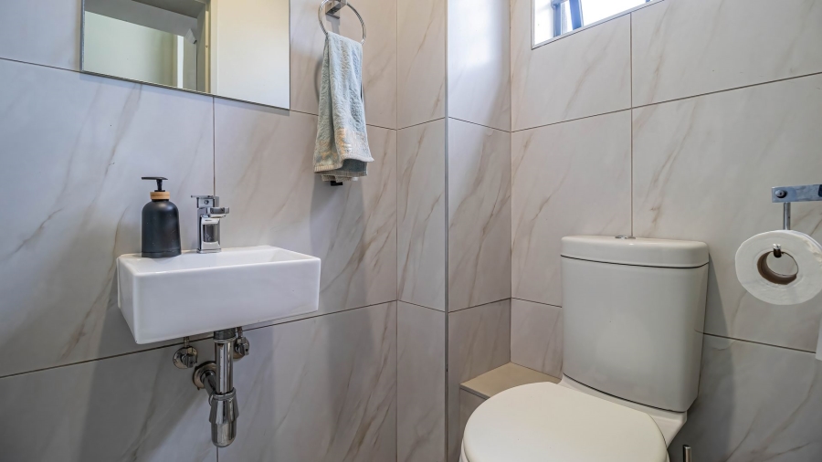 3 Bedroom Property for Sale in Lion Pride Gauteng