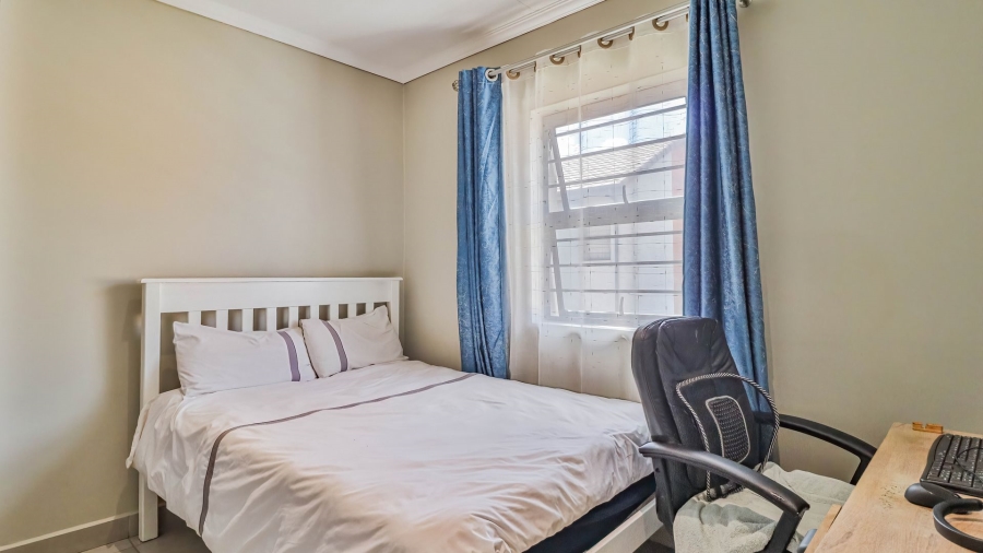 3 Bedroom Property for Sale in Lion Pride Gauteng